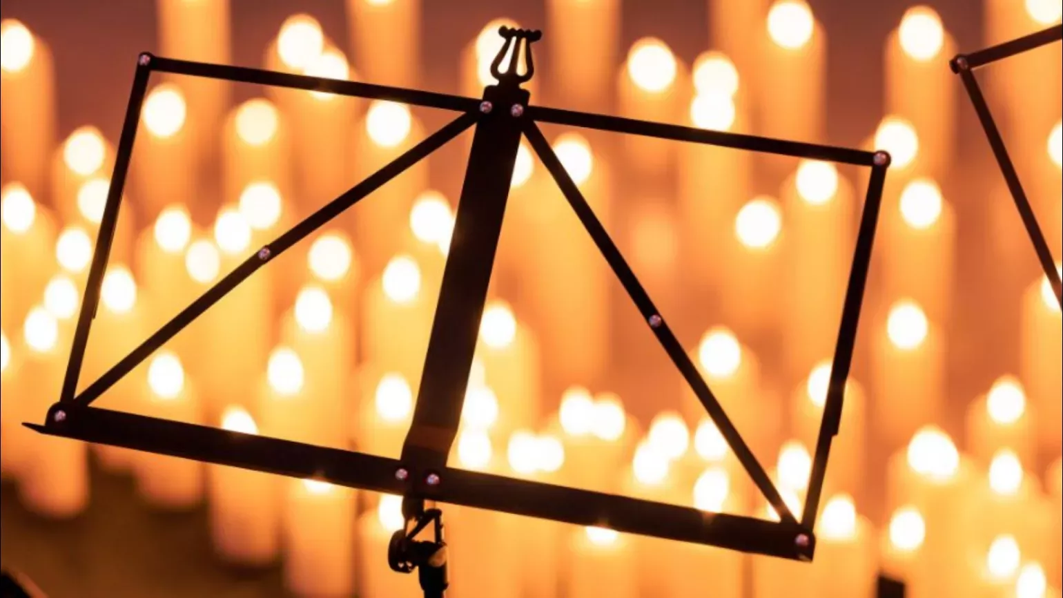 The Nash Sessions © Ollie Dixon A music stand in front of candles